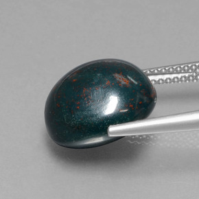 9.26克拉天然鸡血石，圆形切割，不透明