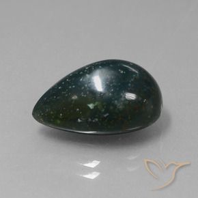 8.83克拉天然鸡血石，梨形，不透明