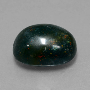 7.75克拉天然绿色血石，椭圆形切割，14×10.8毫米，不透明