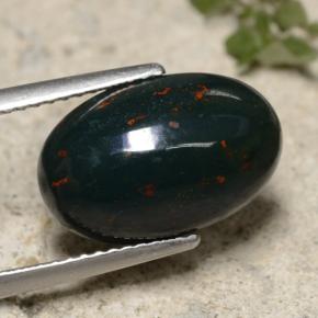 5.49克拉天然绿色血石，椭圆形切割，14.6×9.4毫米，不透明
