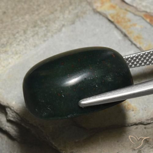 18.22克拉天然鸡血石，椭圆形，不透明