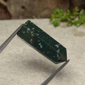 15.50克拉天然鸡血石，异形，不透明