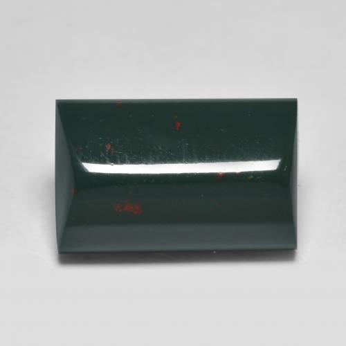 4.00克拉天然鸡血石，狭长方形，不透明