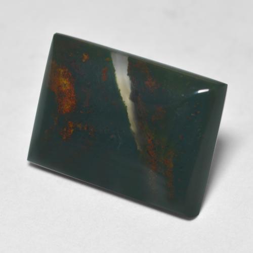 7.25克拉天然绿色血石，长方形切工，15.7×11.4毫米，半透明