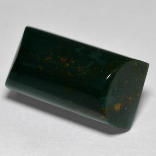 15.25克拉天然绿色血石，长方形切工，18.4×9.6毫米，不透明