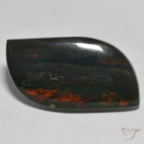 26.95克拉天然鸡血石，异形，不透明