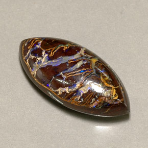 12.35克拉天然多色砾石欧泊，马眼形，22.5×10.8毫米，不透明