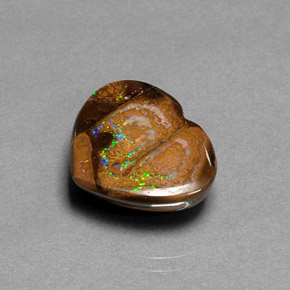 10.28克拉天然多色砾石欧泊，心形，16.5×13.9毫米，不透明