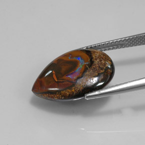 10.14克拉天然多色砾石欧泊，梨形，17.4×12.9毫米，不透明