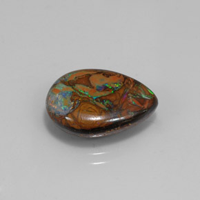 8.30克拉天然多色砾石欧泊，梨形，16.6×13.1毫米，不透明