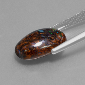 9.69克拉天然砾背蛋白石，椭圆形切割，不透明