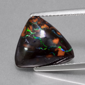5.75克拉天然多色砾石欧泊，异形，13.1×12.4毫米，不透明
