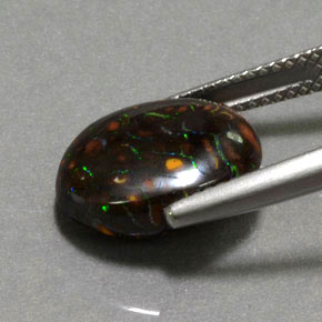 6.61克拉天然多色砾石欧泊，椭圆形切割，13.3×11.8毫米，不透明