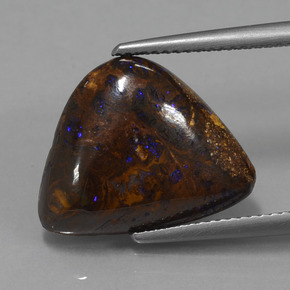 9.90克拉天然多色砾石欧泊，异形，17.7×14毫米，不透明