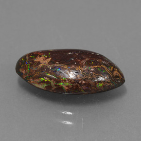 4.45克拉天然多色砾石欧泊，异形，16×8.7毫米，不透明