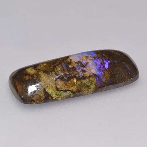 9.16克拉天然多色砾石欧泊，垫形剪裁，22.8×9.6毫米，不透明