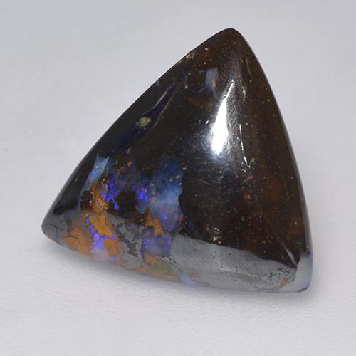 5.14克拉天然多色砾石欧泊，三角形，13.8×13.7毫米，不透明