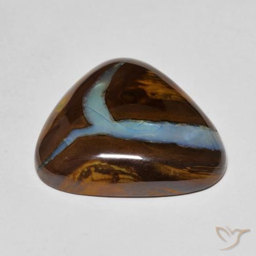 25.50克拉天然多色砾石欧泊，三角形，22.1×21.4毫米，不透明