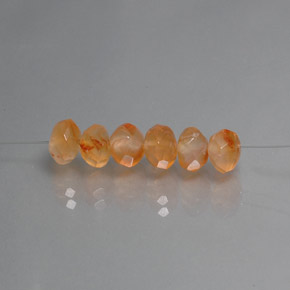 天然橙色红玉髓，透明，5.3×5.1毫米，透明/半透明