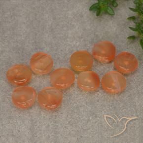 6.11克拉天然红玉髓，异形，半透明