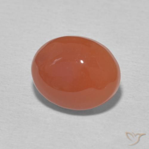 2.66克拉天然红玉髓，椭圆形，不透明