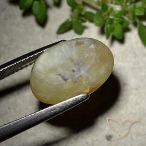 7.86克拉天然猫眼蛋白石，椭圆形，半透明