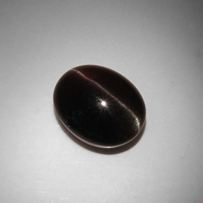 11.50克拉天然棕色Cat's Eye Scapolite，椭圆形切割，15×12.1毫米，半透明