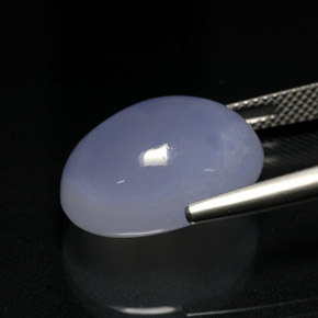 15.37克拉天然玉髓，椭圆形切割，17.6×13.6毫米，半透明