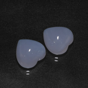 天然玉髓，心形，12.1×12.1毫米，半透明
