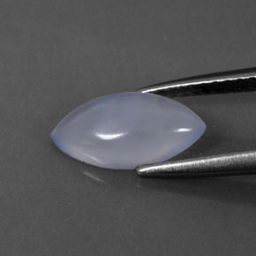 1.12克拉天然玉髓，马眼形，10.8×5.8毫米，透明