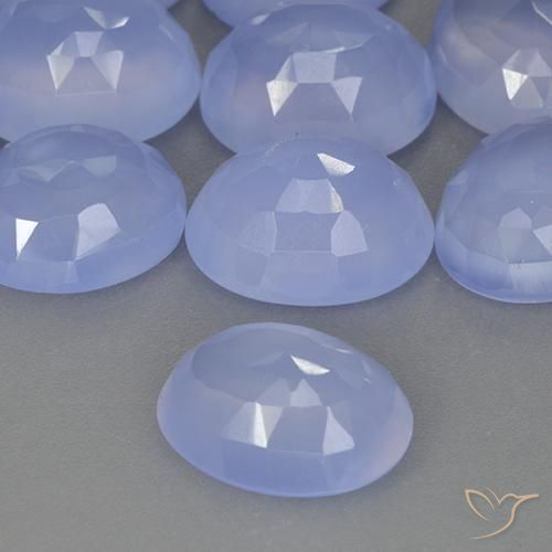 4.43ct 天然 紫蓝色 玉髓, 椭圆形, 半透明