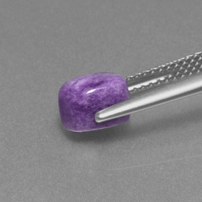 1.50克拉天然紫龙晶，椭圆形切割，不透明