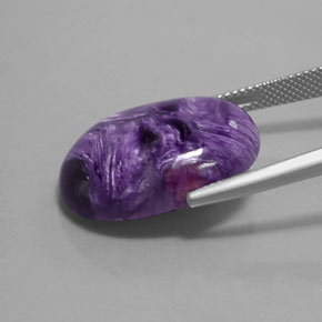 17.94克拉天然紫龙晶，椭圆形切割，不透明
