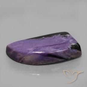 29.81克拉天然紫龙晶，花式切割，不透明