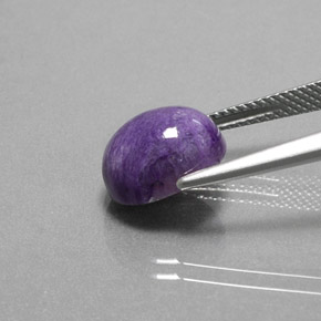 4.20克拉天然紫龙晶，椭圆形切割，不透明