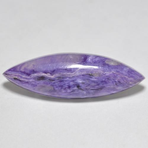 7.83克拉天然紫罗兰色查罗石，马眼形，25.9×8.5毫米，不透明