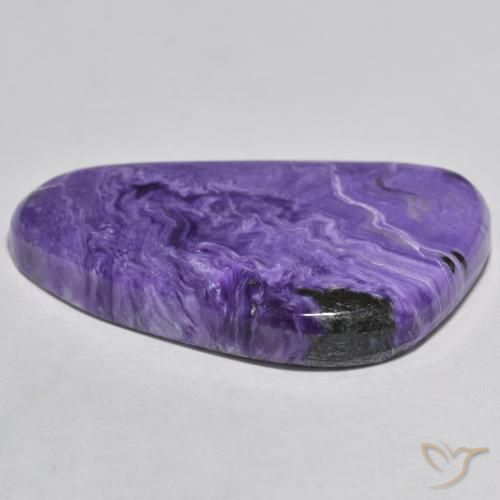 44.32克拉天然紫龙晶，花式切割，不透明