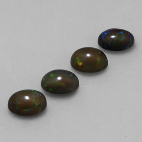 2.39天然多色巧克力欧泊，椭圆形切割，7.1×5.1毫米，半透明