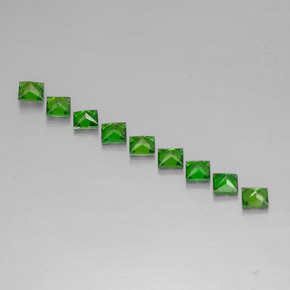 天然绿色铬透辉石，方形，3.2×3.1毫米，VVS-VS