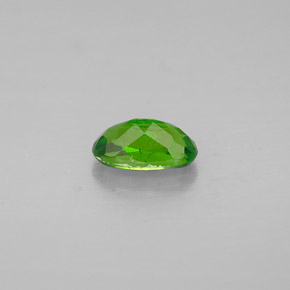0.39克拉天然绿色铬透辉石，椭圆形切割，5.7×3.4毫米，VS