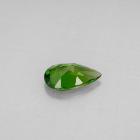 0.73克拉天然绿色铬透辉石，梨形，8×4.9毫米，VS