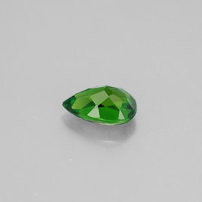 0.74克拉天然绿色铬透辉石，梨形，6.9×4.7毫米，VVS