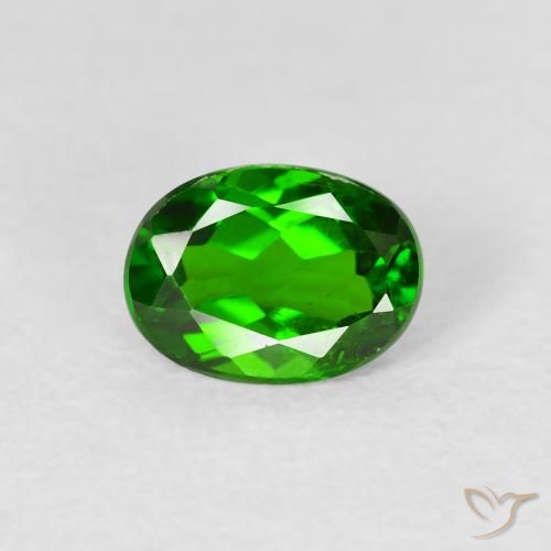 0.86ct 天然 明亮的森林绿 铬透辉石, 椭圆形, VS