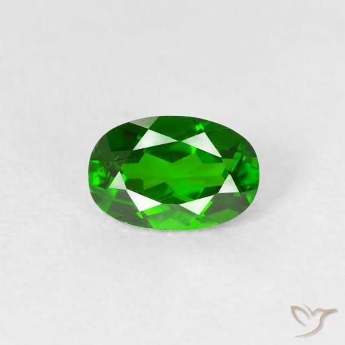 0.59ct 天然 明亮的森林绿 铬透辉石, 椭圆形, VS