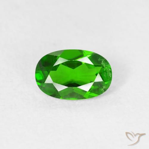 0.50ct 天然 浓绿 铬透辉石, 椭圆形, VS