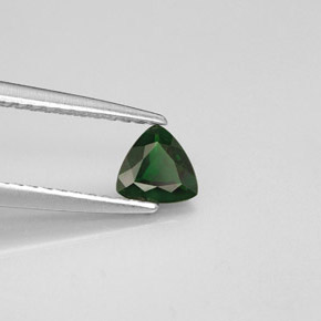 0.29克拉天然绿色铬碧玺，三角形，4.8×4.7毫米，VVS-VS
