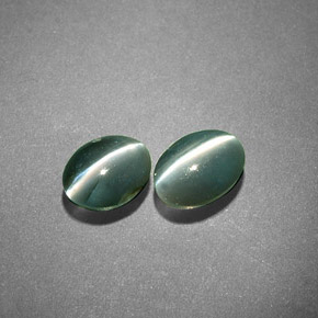 天然绿色Chrysoberyl Cat's Eye，椭圆形切割，5.2×4.1毫米，半透明