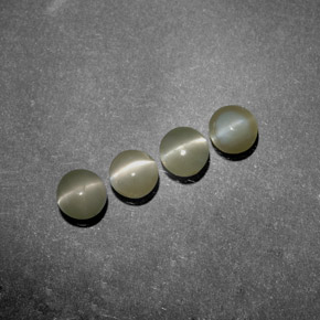 1.38天然绿色Chrysoberyl Cat's Eye，透明，3.98毫米，透明/半透明