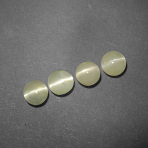 天然绿色Chrysoberyl Cat's Eye，透明，4.27毫米，透明/半透明