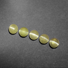 天然绿色Chrysoberyl Cat's Eye，透明，3.93毫米，透明/半透明